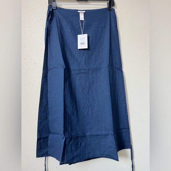 NWT Andie Swim The Tavirs Wrap Maxi Skirt in Midnight Blue Size S/M - Picture 2 of 7